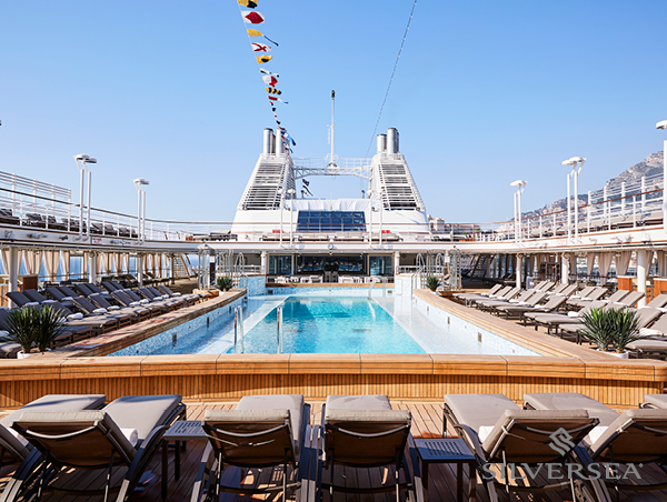 Silver Muse Muse4.jpg