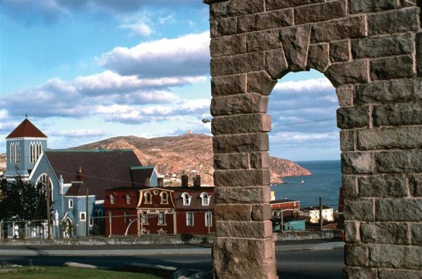 Circle Newfoundland and Labrador THCN13W_landscape_001 (Medium).jpeg
