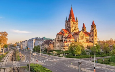 Viennas Valentines Waltz Escape Vienna-s-Valentine-s-Waltz-Escape_pk34575_1.jpg