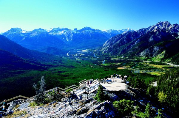 The Canadiana canadiana 2.jpeg