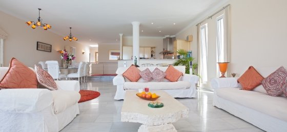 SPL Villas Travelpack Exclusive del-gray-16_ds1224_3.jpg