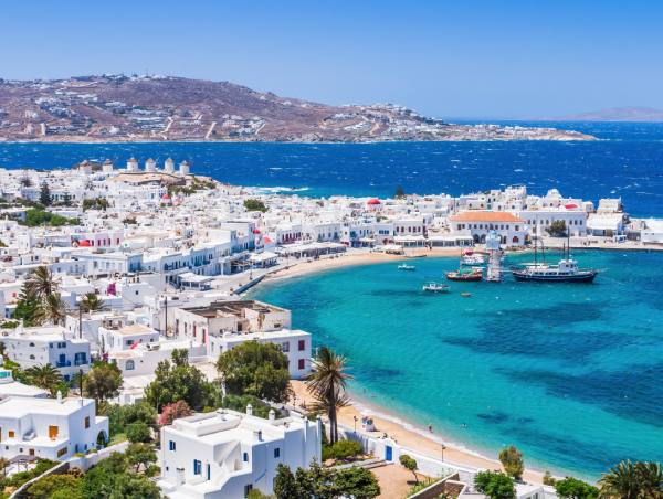 Island Cyclades destination-mykonos.jpg