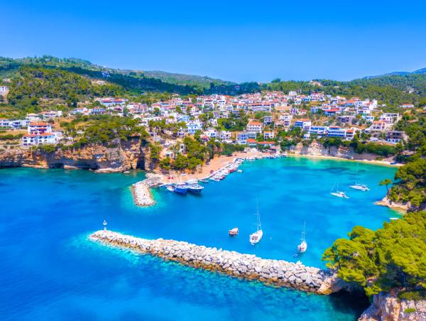 Island Sporades destnation-alonnisos.jpg