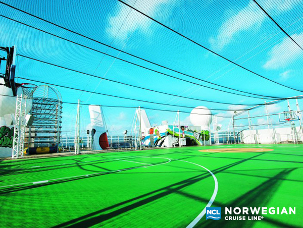 Norwegian Epic epic8.jpg