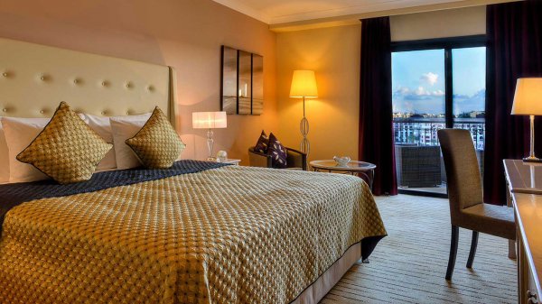 Corinthia Hotel grand-suite-1web-2.jpg