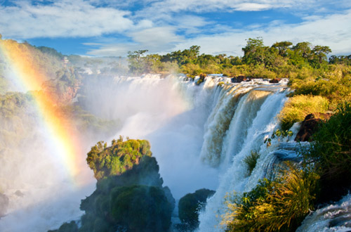Iguazu Falls iguazu-falls-rainbow.jpg