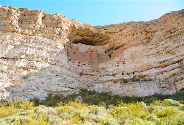 Pioneer Trails montezuma_castle_arizona (Medium).jpg