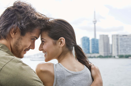 Toronto toronto-cn-tower.jpg